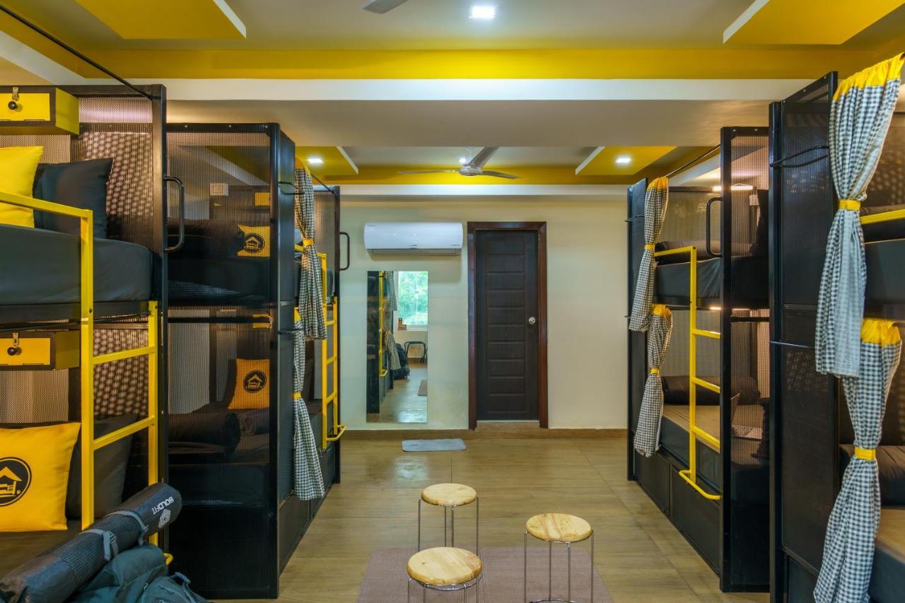 The Hosteller Dehradun Exterior foto